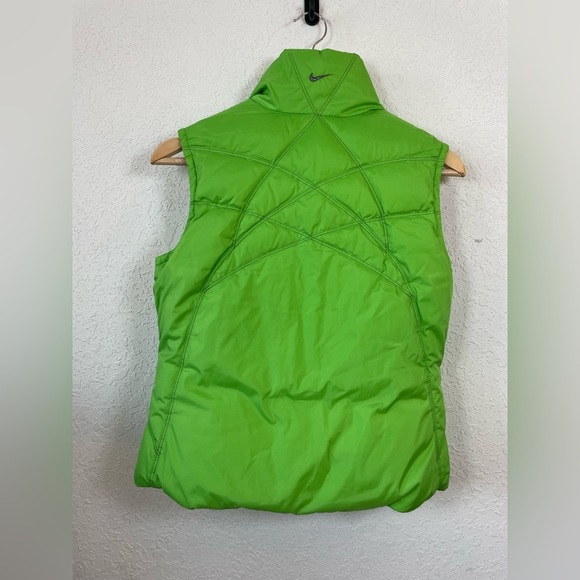 Girls Nike Puffer down Vest Reversible - Olive Green and Bright Lime Green. - Picture 4 of 13